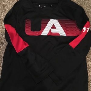 Under Armour 4t long sleeve shirt